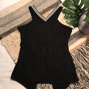 🖤BLACK TANK WITH TULIP BACK🖤